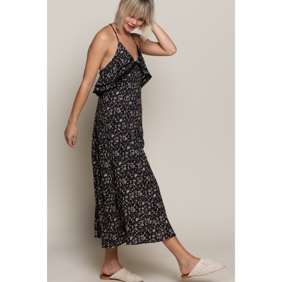 POL Black Small Floral Print V Neck Sleeveless Midi Dress - Picture 7 of 9